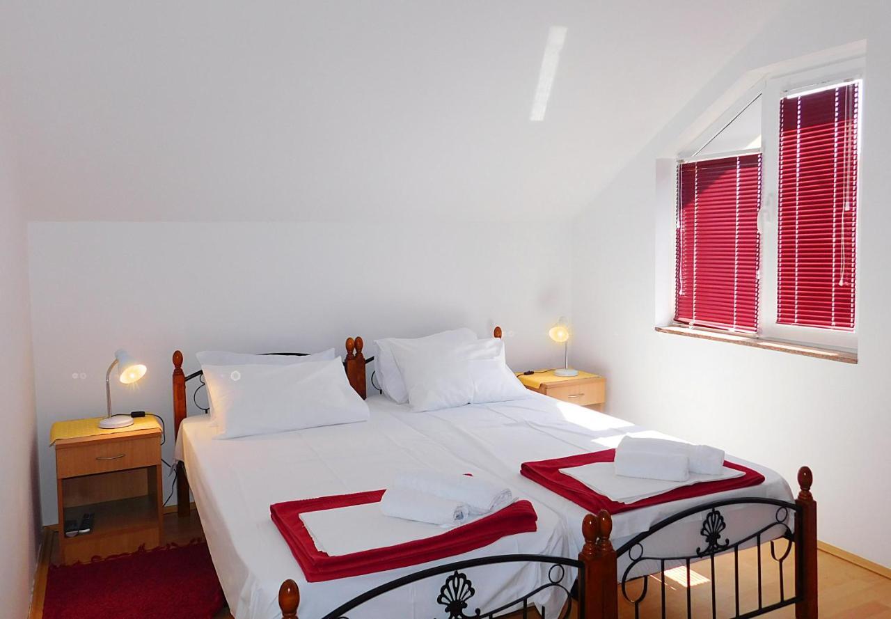 Guest house Jovana Sea View