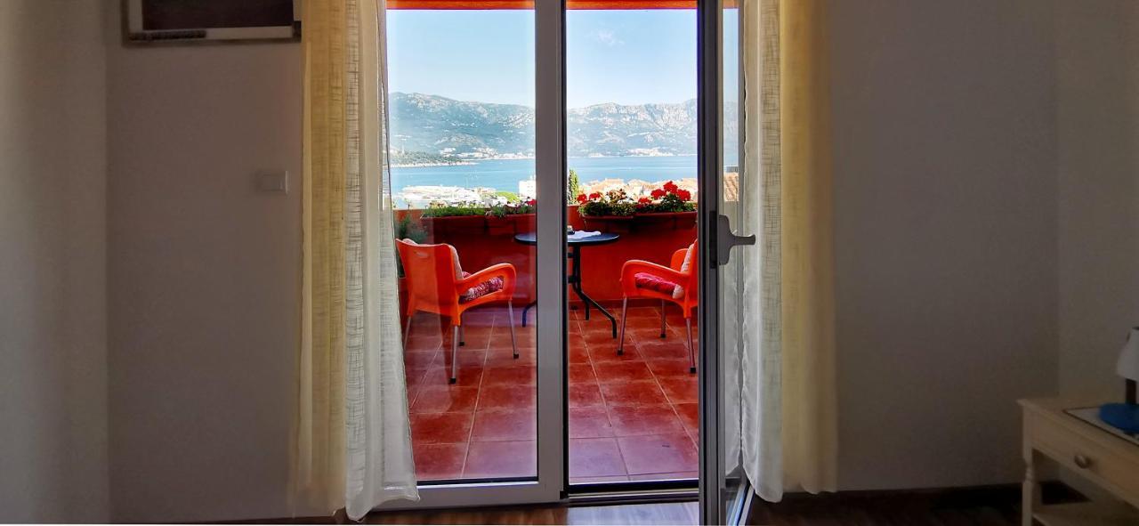 Jovana Sea View