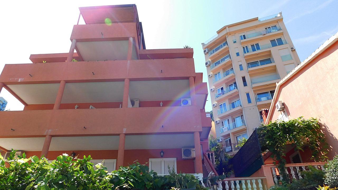 Jovana Sea View 3* Budua